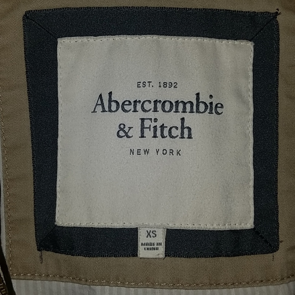 đź’•Abercrombie and Fitch jacketđź’• - Picture 6 of 8
